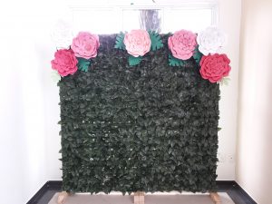 Painel muro ingles com rosas