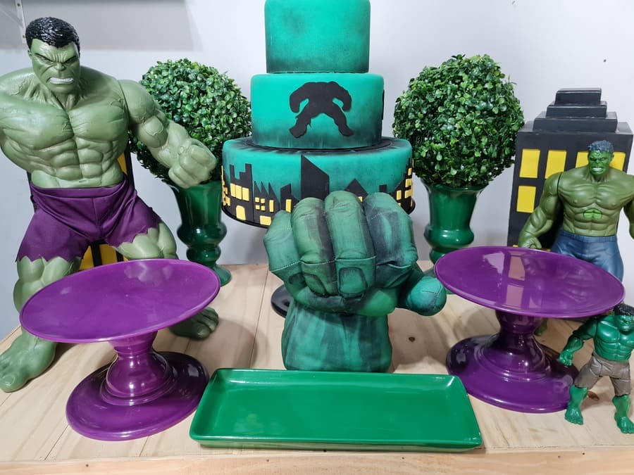 Kit-Pegue-Monte-Hulk (3)