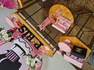 Kit-Pegue-Monte-Barbie-Paris-Completo (3)