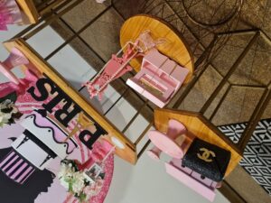 Kit-Pegue-Monte-Barbie-Paris-Completo (4)