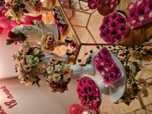 Aluguel-Mini-Table-18-Anos-Pink (5)