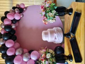 Aluguel Mini Table Preto e Rosa (5)