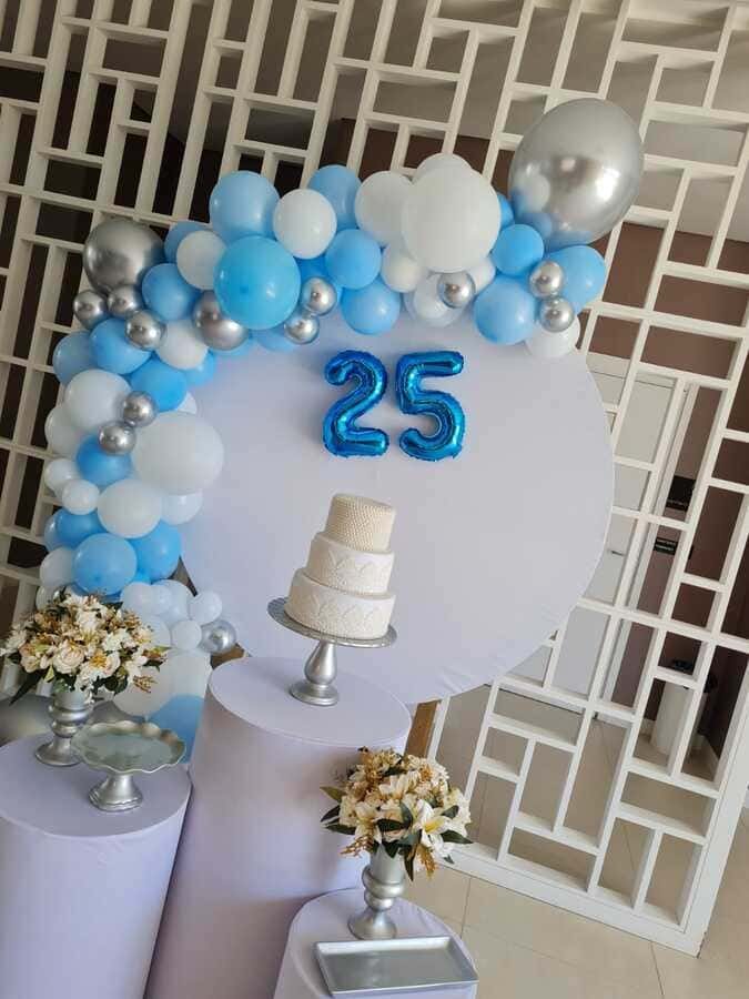 Mini Table Branco, Prata e azul (3)