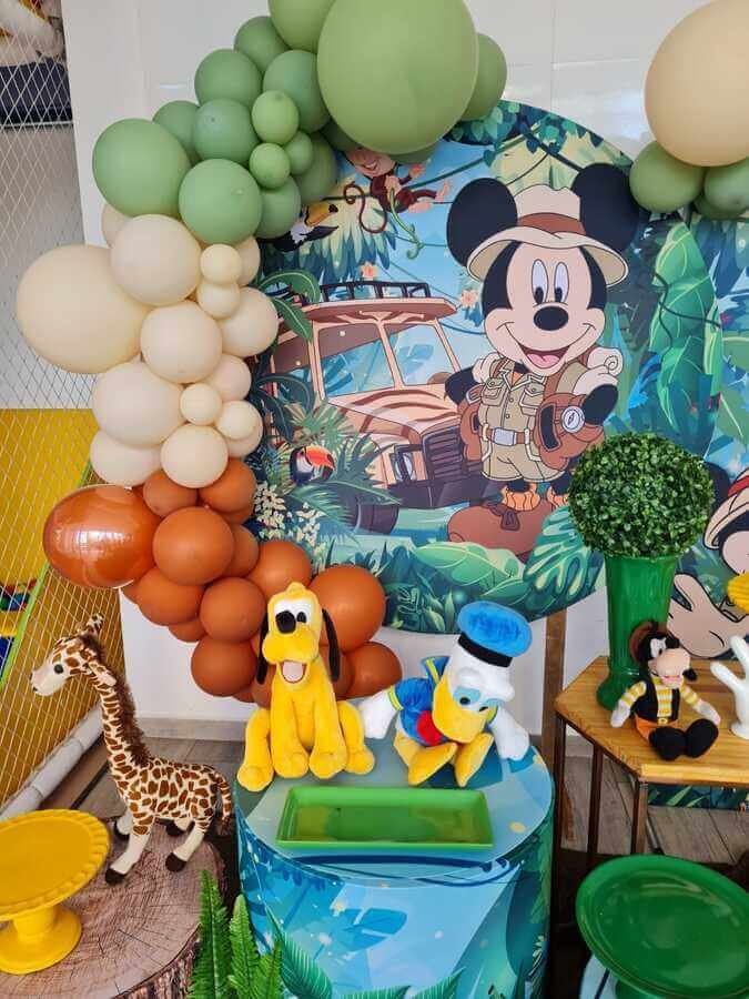 Aluguel Mini Table Mickey Safari