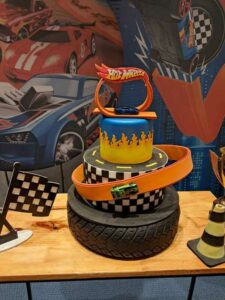 Mini Table Hot Wheels Luxo