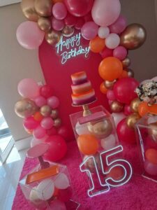 Mini Table 15 Anos Pink