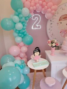 Aluguel Mini Table Bailarina