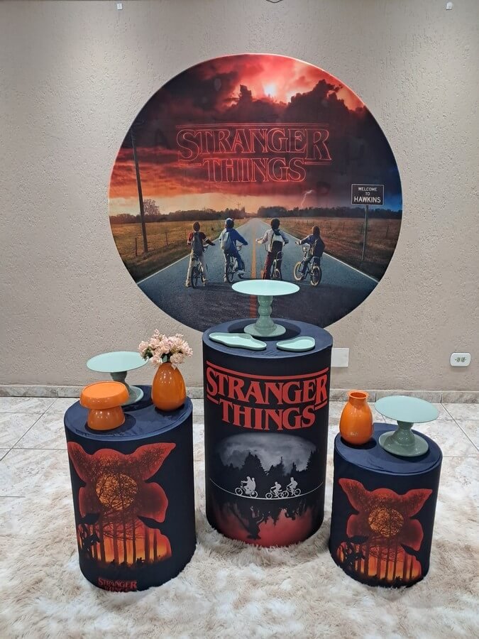 Pegue-Monte_Stranger-Things-Hawkins_Básico Pegue-Monte_Stranger-Things-Hawkins_Básico