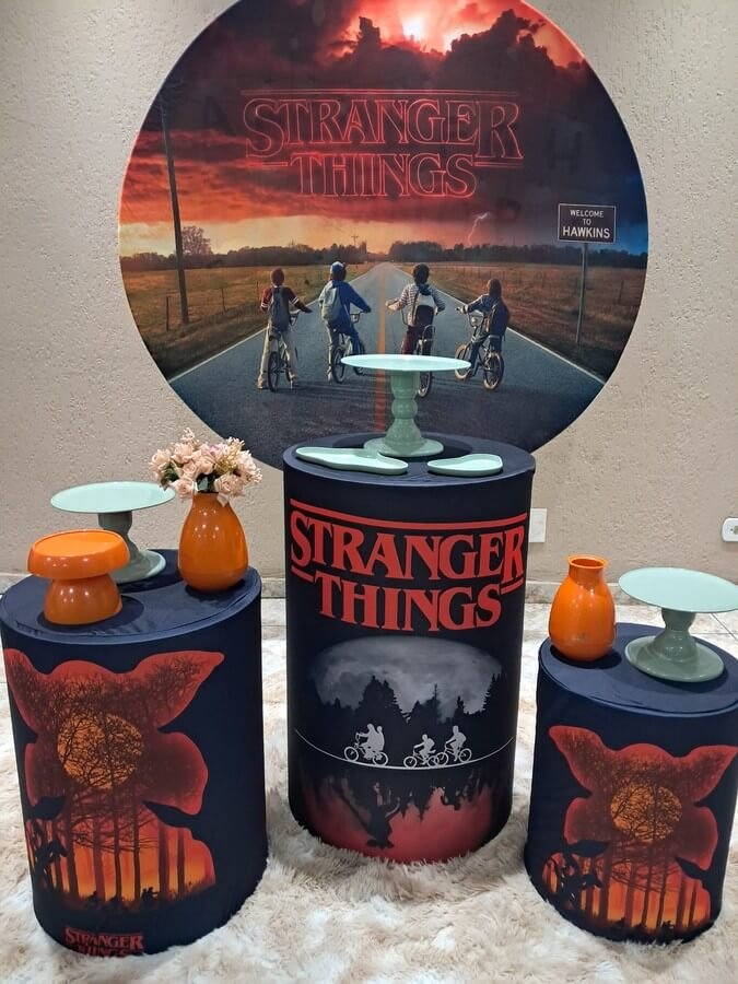 Pegue-Monte_Stranger-Things-Hawkins_Básico Pegue-Monte_Stranger-Things-Hawkins_Básico